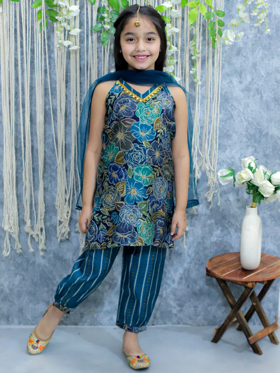BownBee Printed Halter Neck Kurti with Harem Pants & Dupatta- Blue
