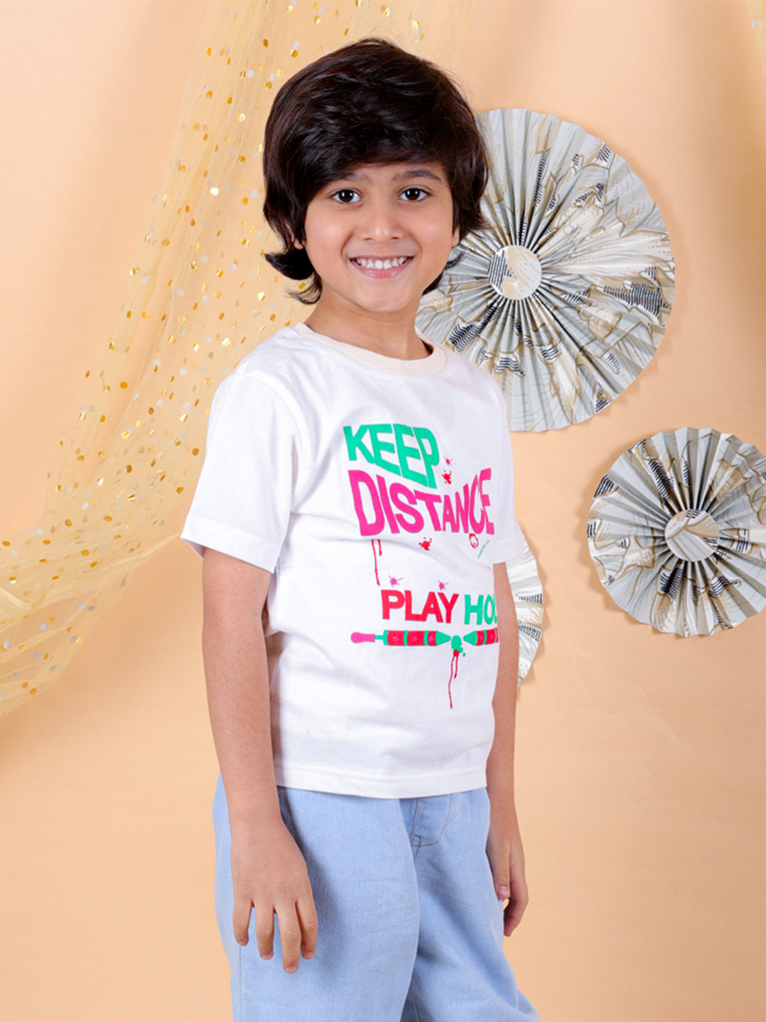 BownBee Sibling Sets Keep Distance play Holi Half Sleeve Round Neck Printed T-shirt-White
