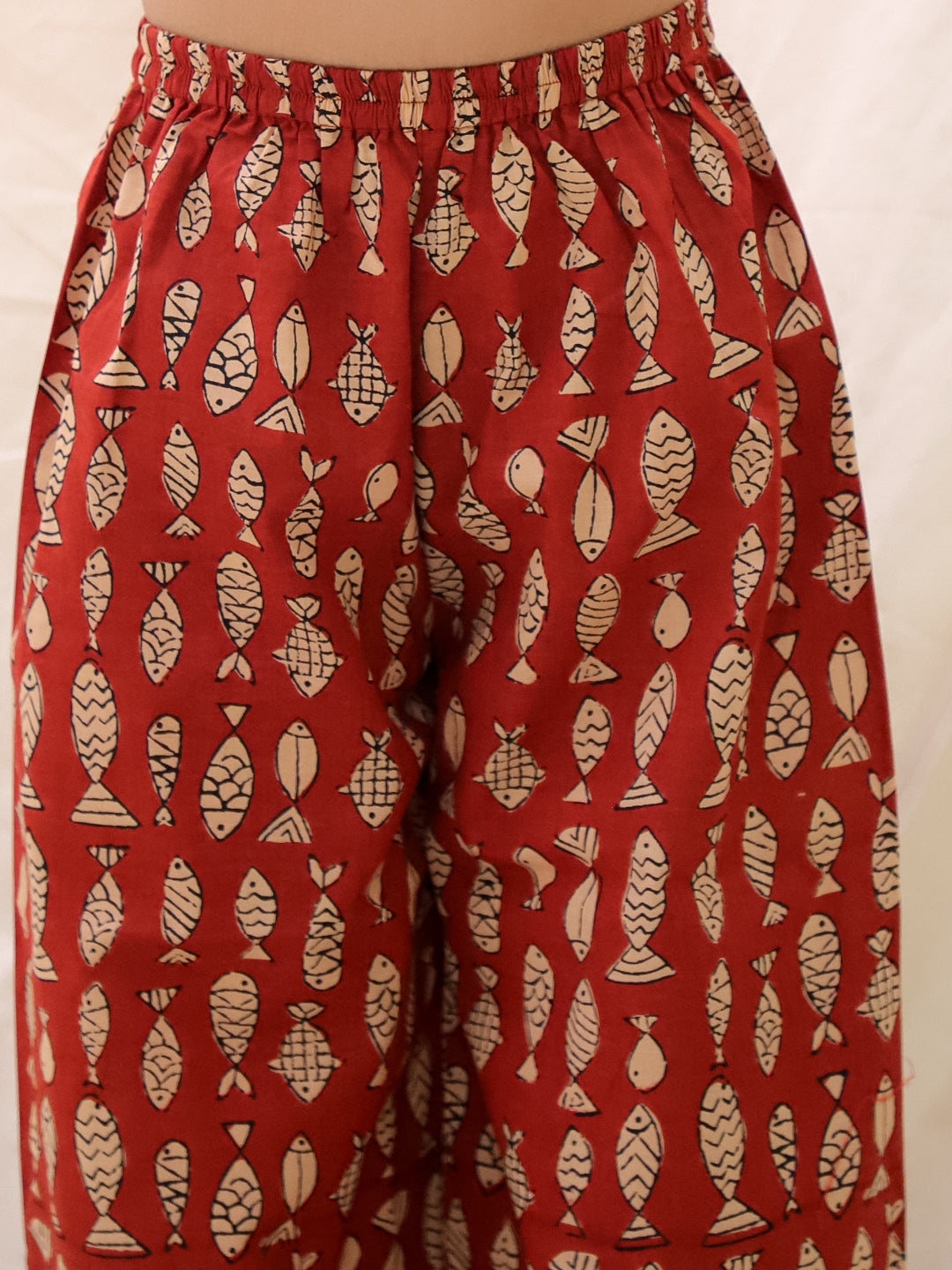 BownBee Pure Cotton Fish Printed Clothing Set & Shirt Sibling Set - Maroon