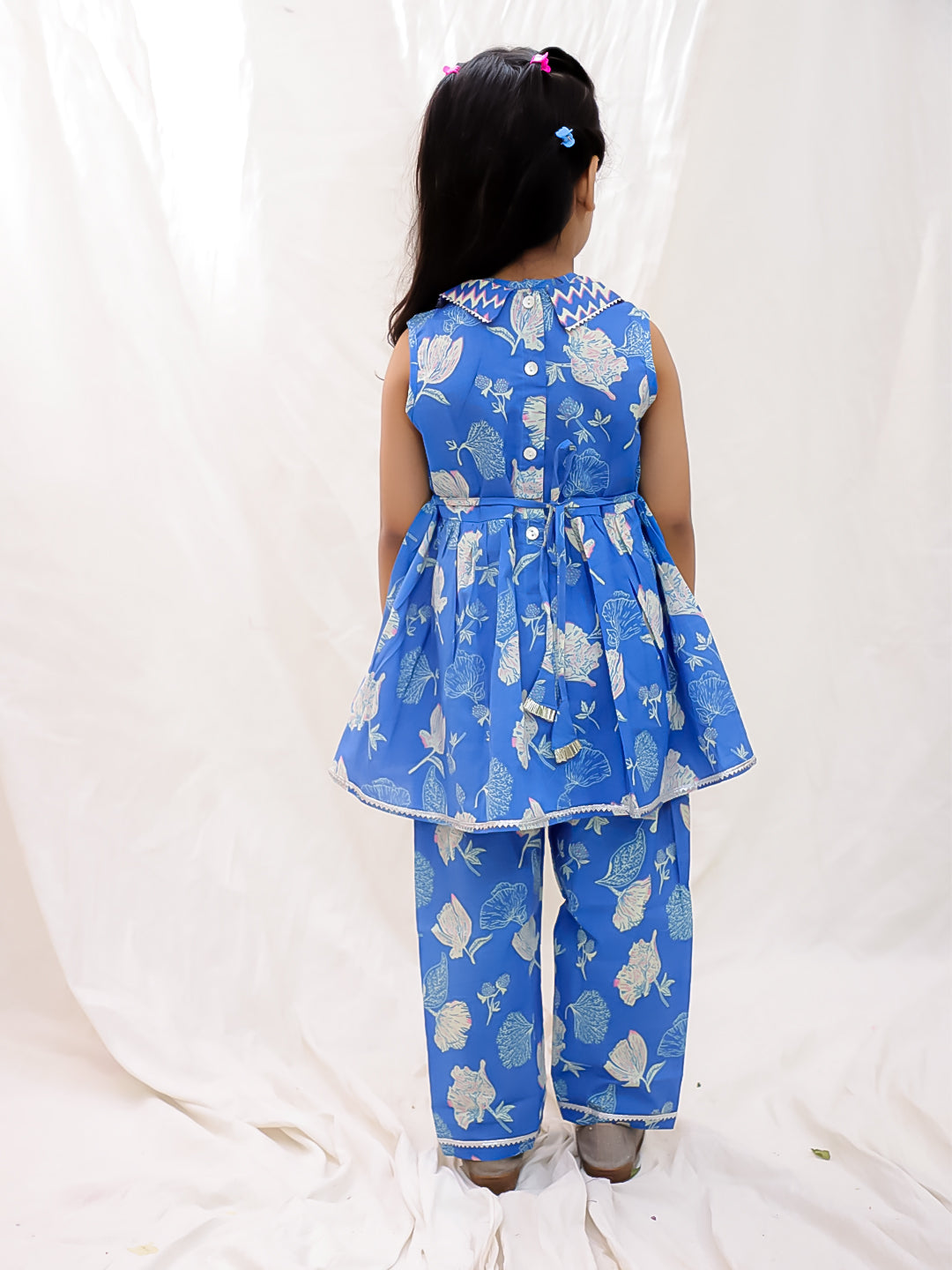 BownBee Floral Sleeveless Clothing Set for Girls | Ethnic Wear for Kids - Blue