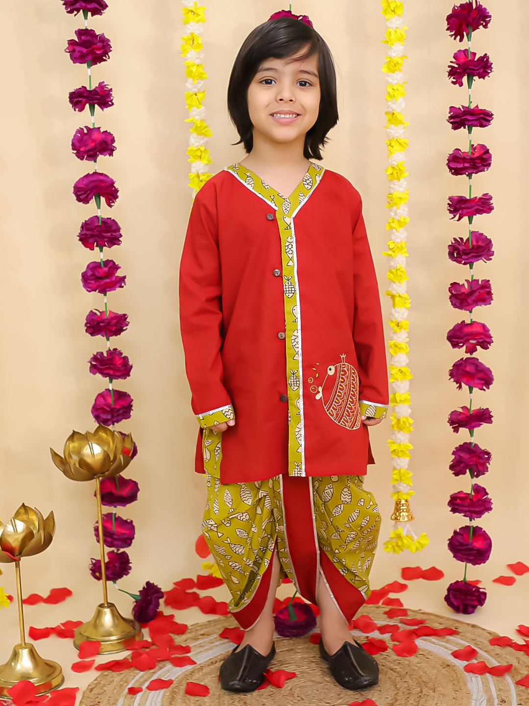 BownBee Fish Embroidered Suit And Dhoti Kurta Sibling Set - Maroon