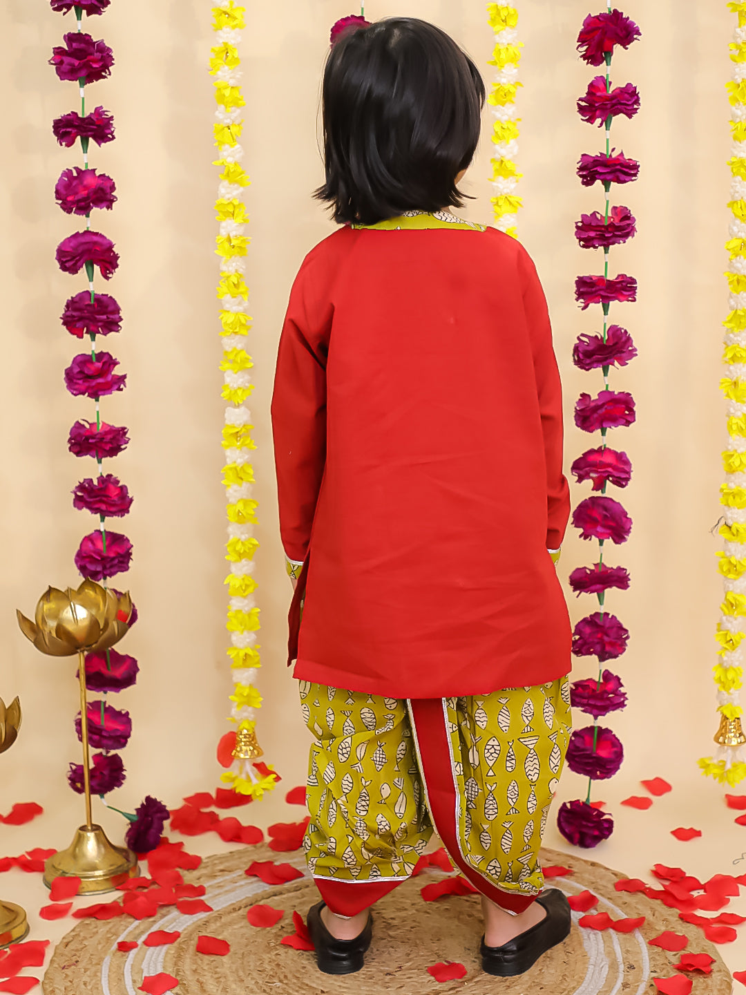 BownBee Fish Embroidered Suit And Dhoti Kurta Sibling Set - Maroon