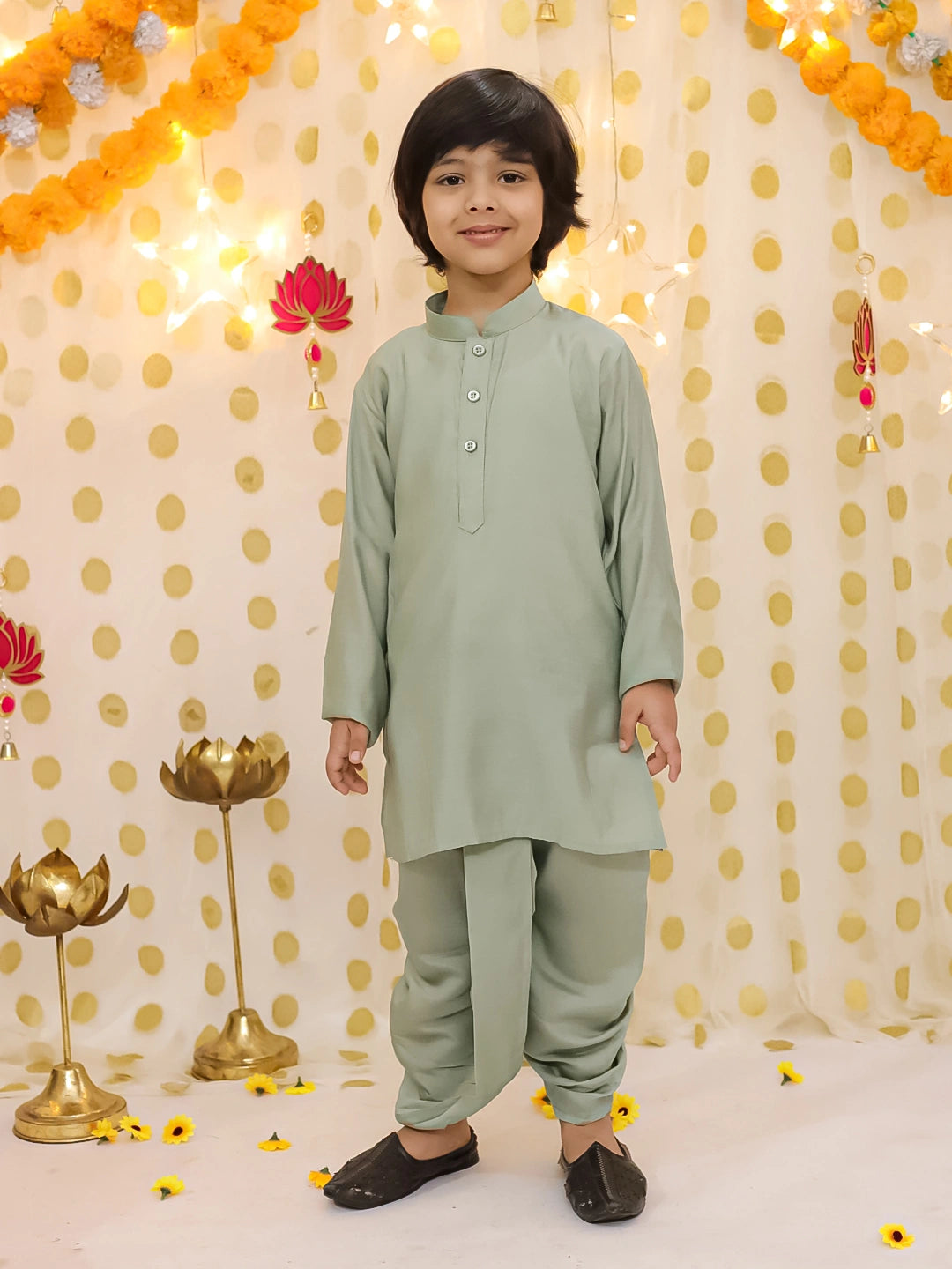 BownBee Festive Chanderi Jacket With Solid Dhoti Kurta Set For Boys - Green