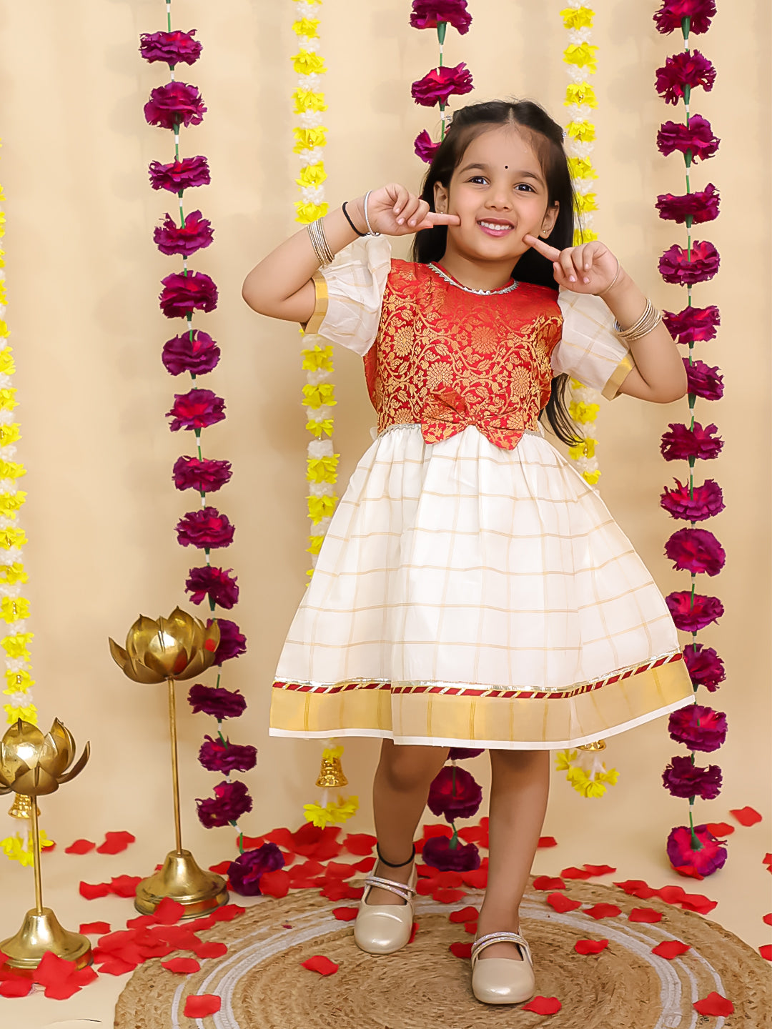 BownBee Ethnic Short Puff Sleeves Jacquard Dress For Girls - Red