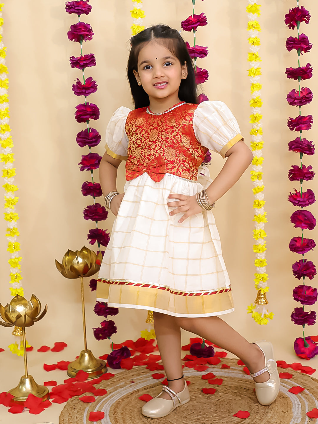 BownBee Ethnic Short Puff Sleeves Jacquard Dress For Girls - Red