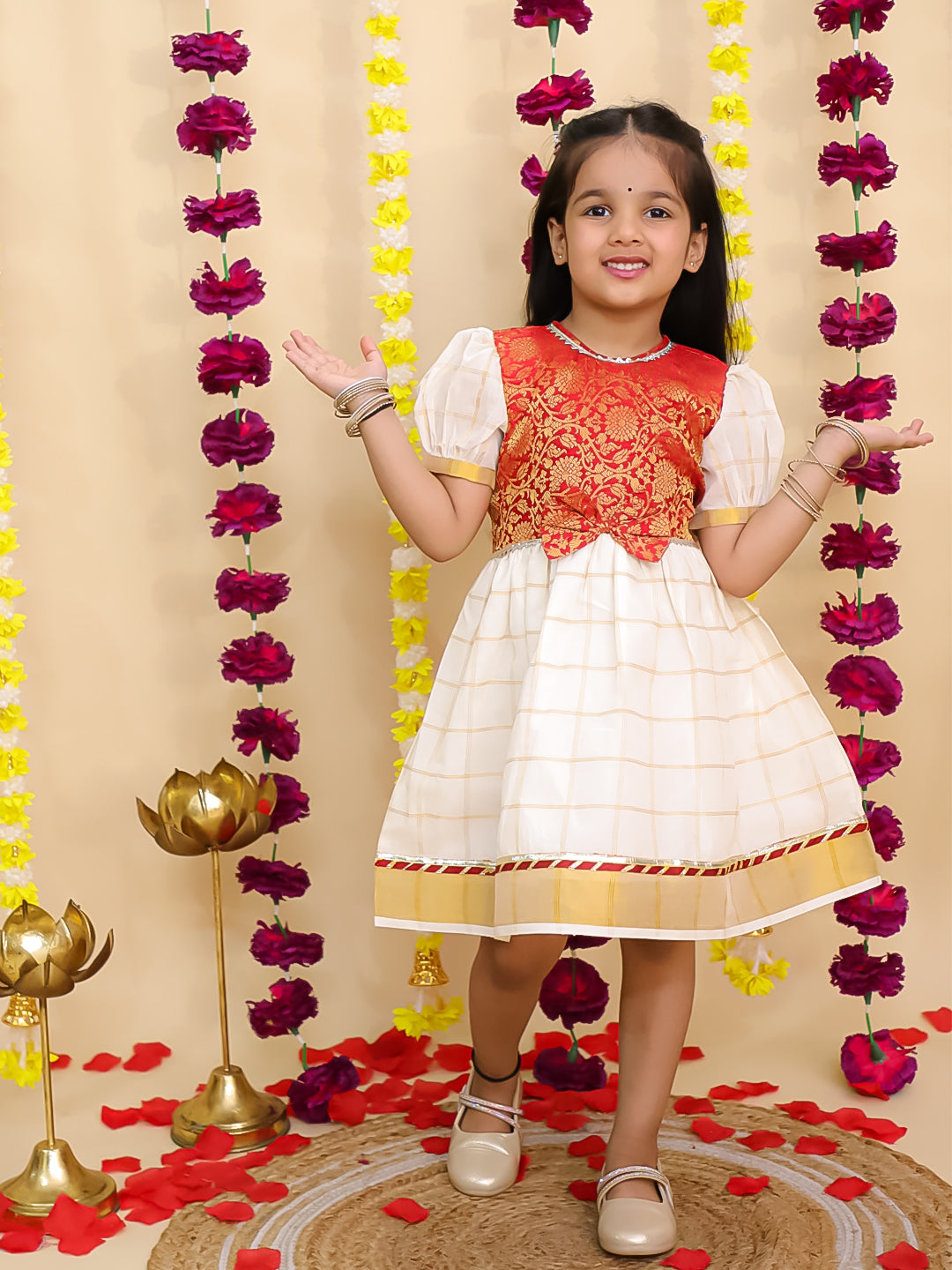 BownBee Ethnic Short Puff Sleeves Jacquard Dress For Girls - Red
