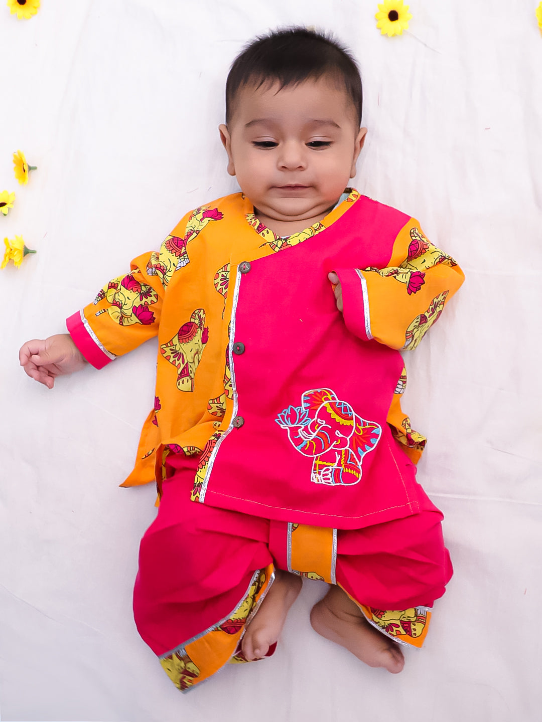 BownBee Pure Cotton Fish Embroidered Ethnic Suit Set & Kurta Dhoti Sibling Set For Infants - Pink