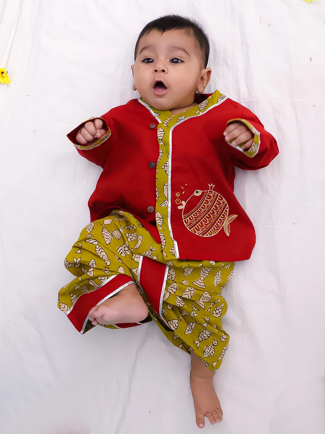 BownBee Pure Cotton Fish Embroidered Ethnic Suit Set & Kurta Dhoti Sibling Set For Infants
