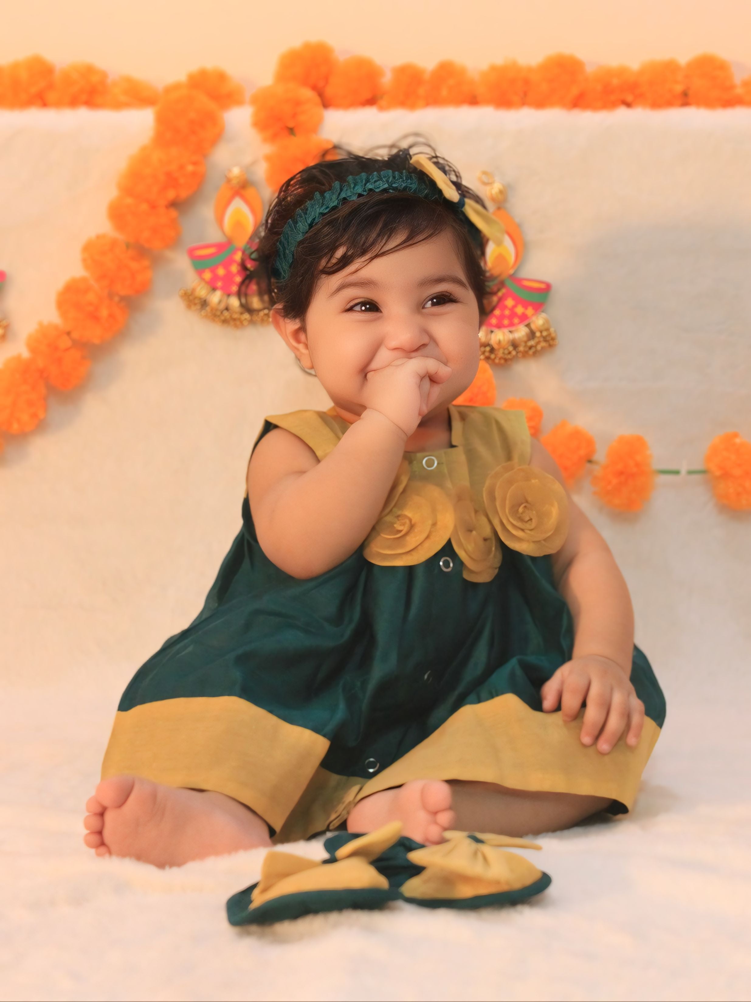 BownBee Sleeveless Chanderi Flower Dress With Booties & HairBand SetFor Infant Girls - Green