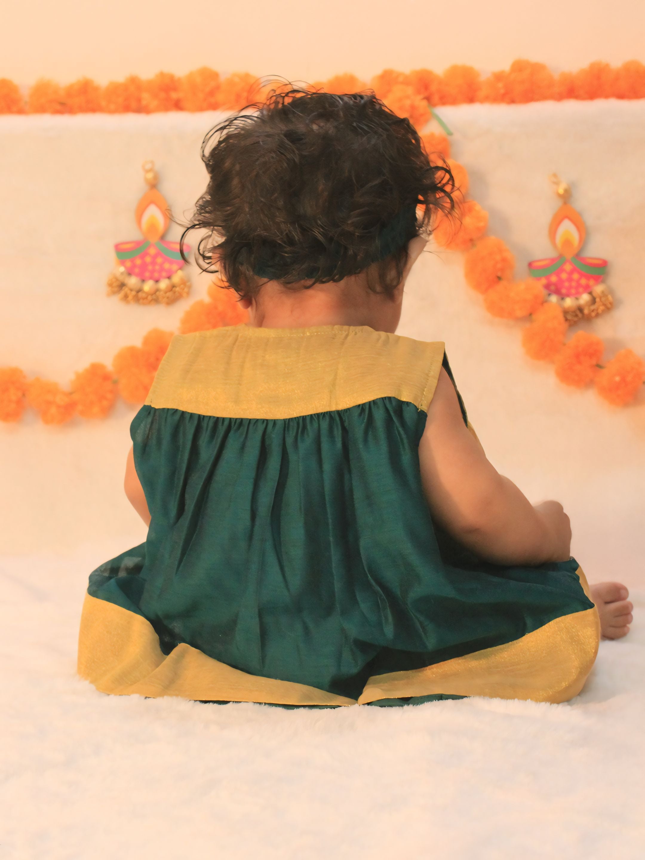 BownBee Sleeveless Chanderi Flower Dress With Booties & HairBand SetFor Infant Girls - Green