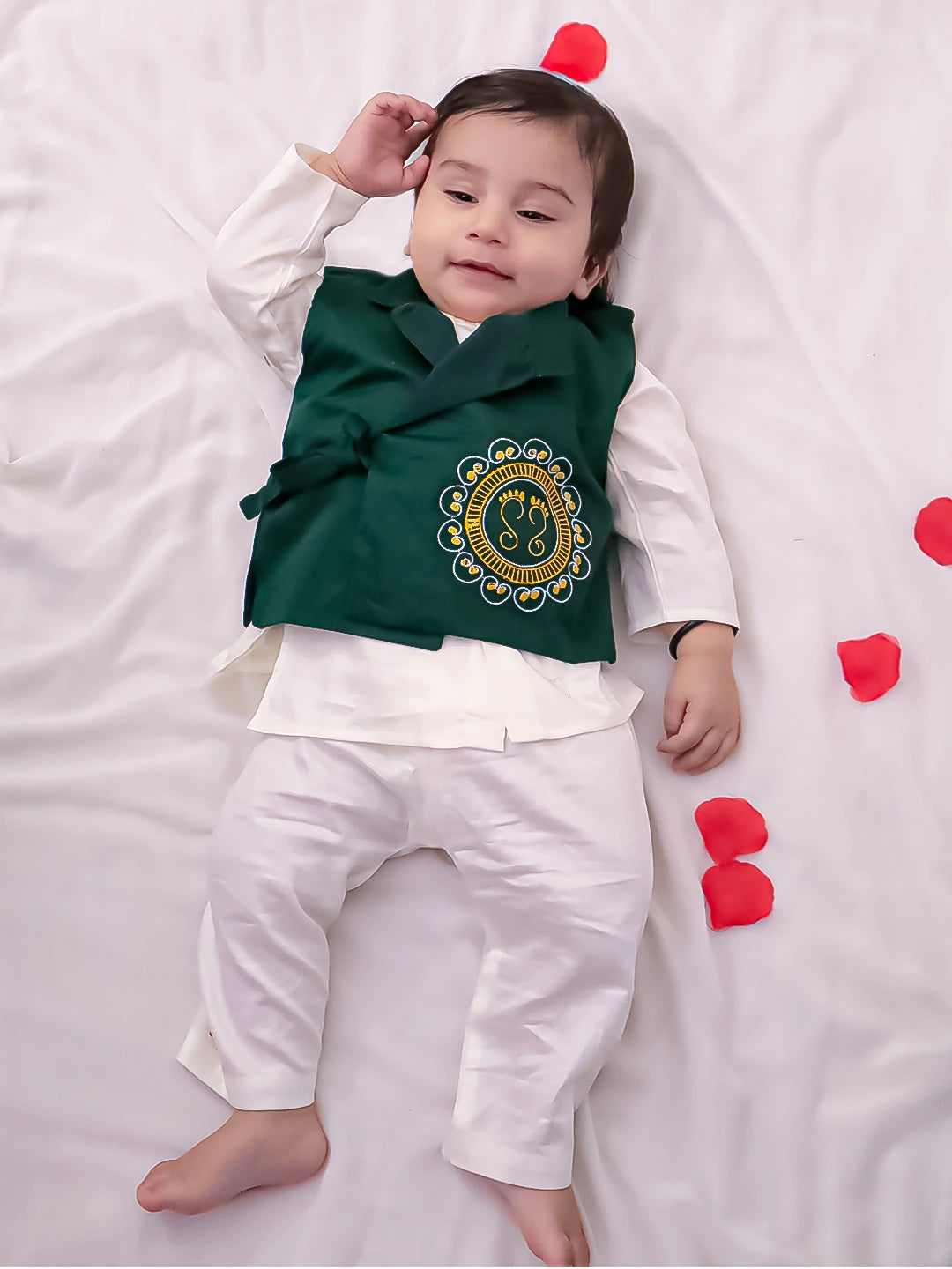 BownBee Pure Cotton Embroidered  Kurta Pajama With Jacket Set For Boys