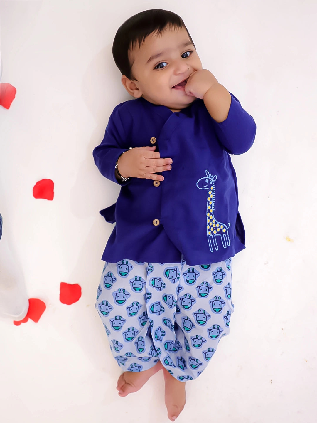 BownBee Pure Cotton Embroidered Giraf Dhoti Kurta For Infant Boys