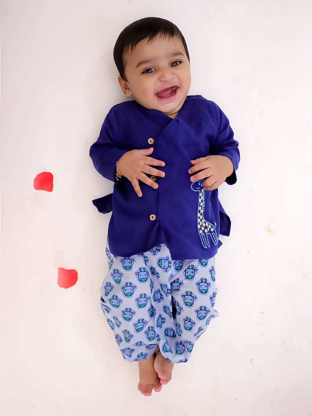 BownBee Pure Cotton Embroidered Giraf Dhoti Kurta For Infant Boys - Blue