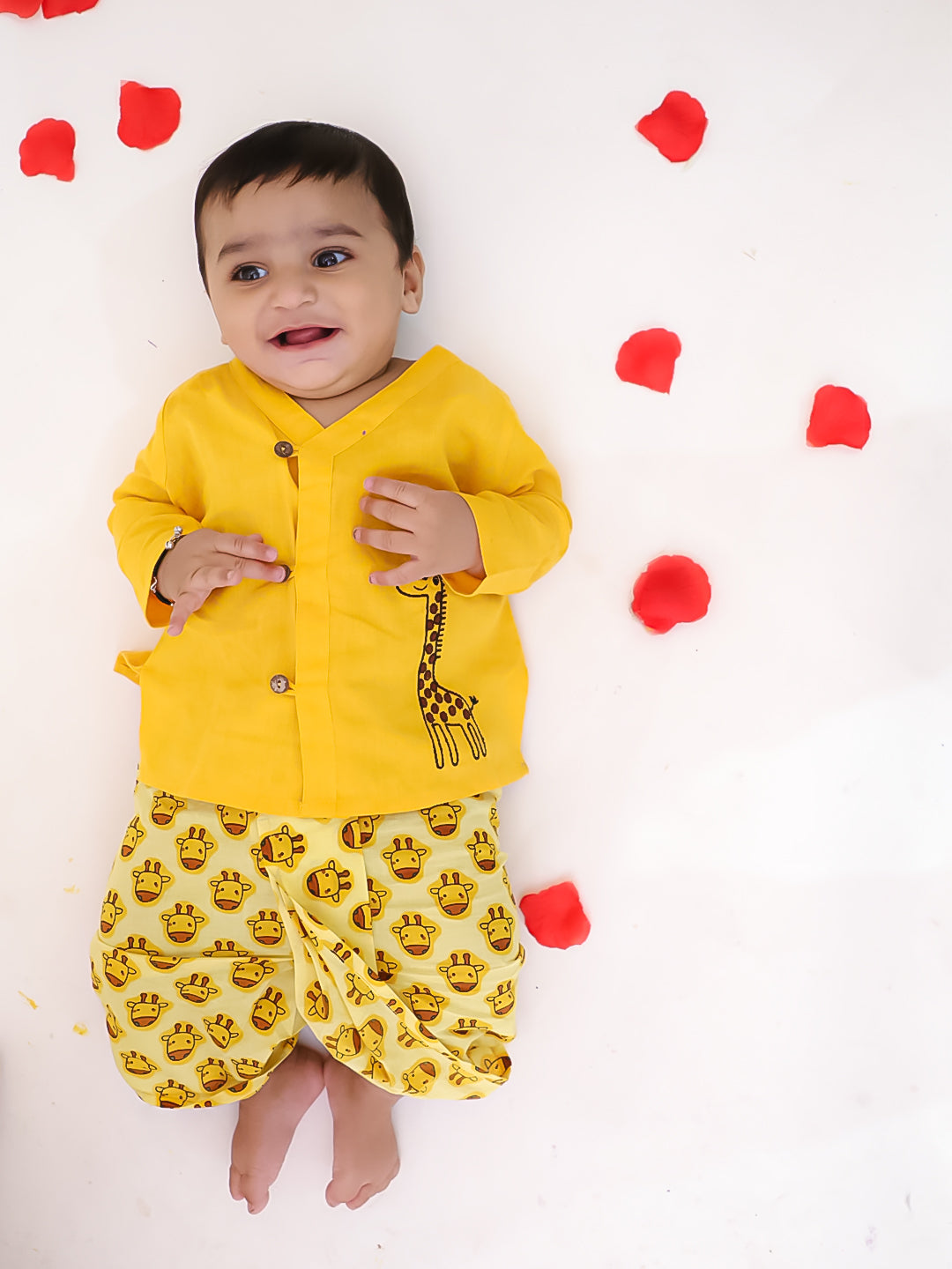 BownBee Pure Cotton Embroidered Giraf Dhoti Kurta For Infant Boys - Yellow