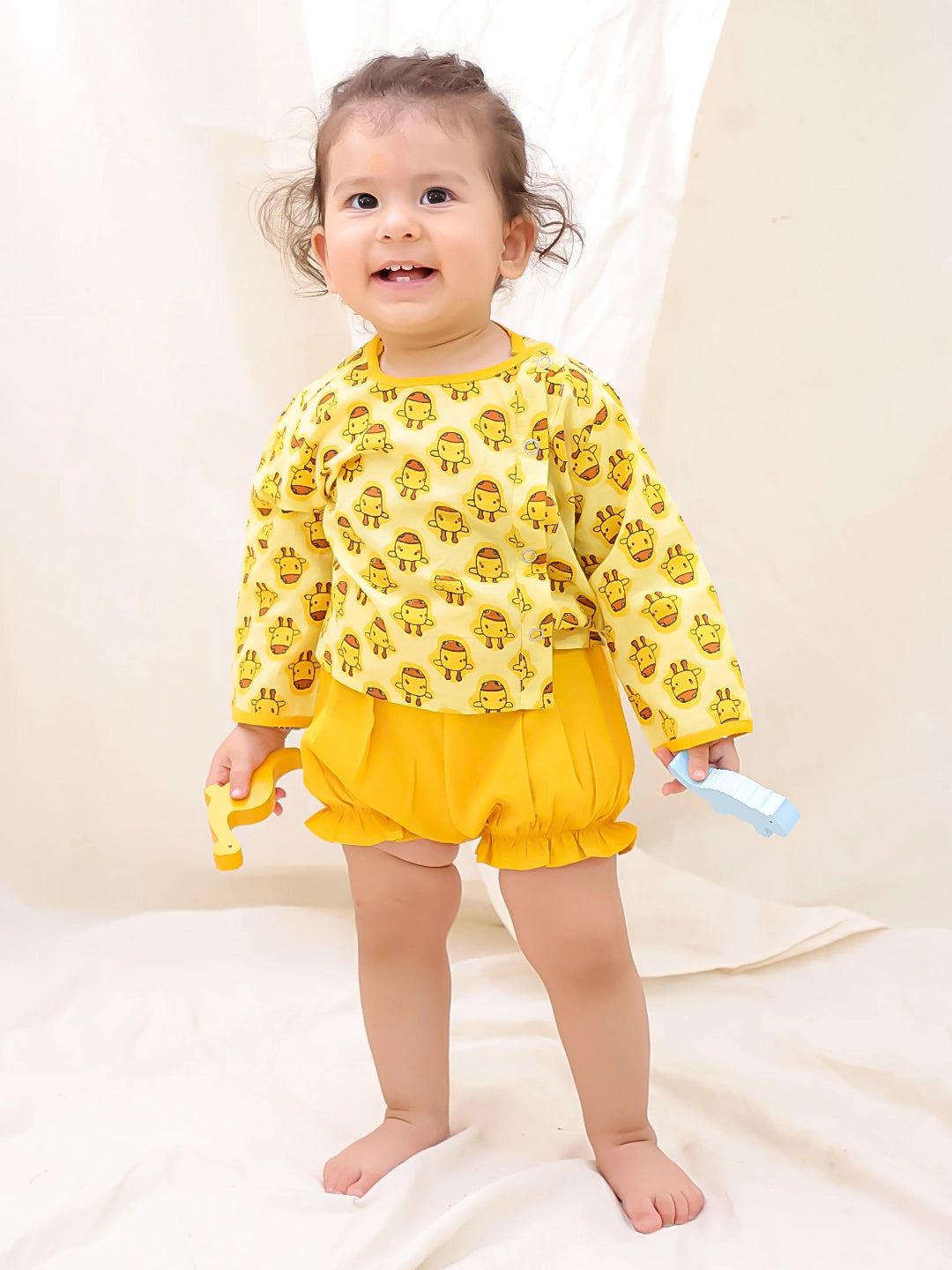 BownBee Full Sleeves Jhabla & Shorts Set For Infant Girls