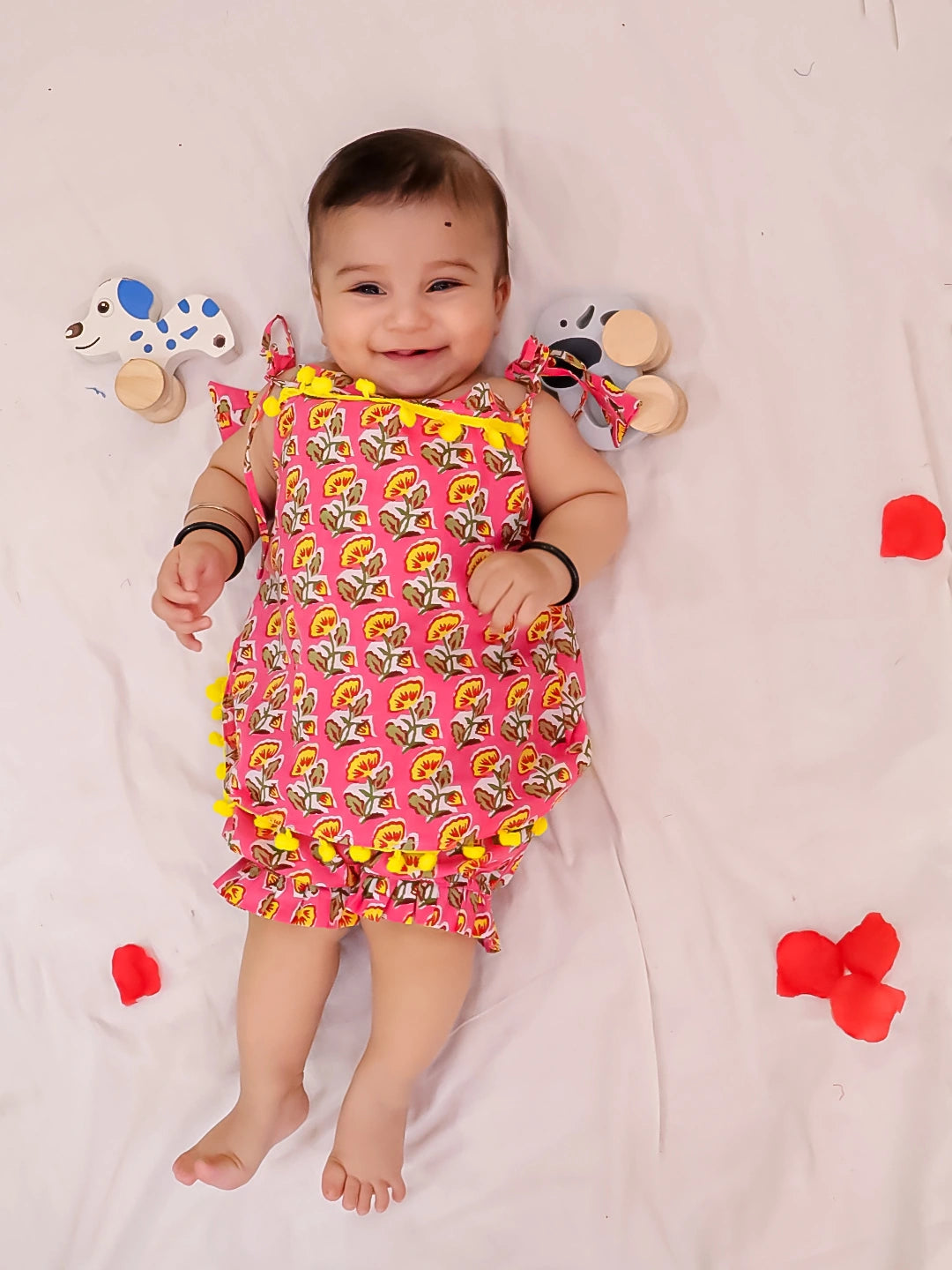 BownBee Infants Pure Cotton Printed Sleeves Jhabla Set for Girls | Soft & Comfortable Baby Wear- Pink