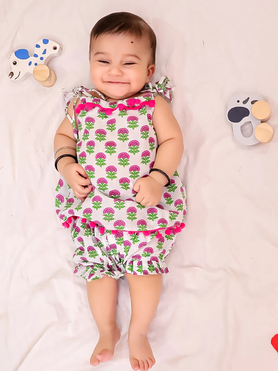 BownBee Infants Pure Cotton Printed Sleeves Jhabla Set for Girls | Soft & Comfortable Baby Wear- White