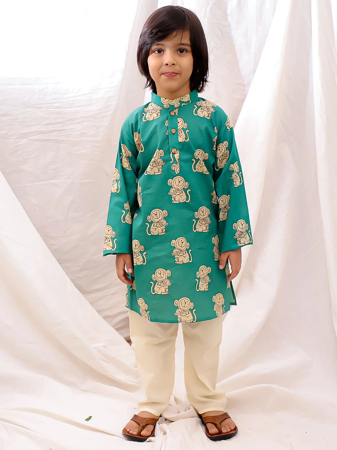BownBee Pure Cotton Quirky Printed Full Sleeves Kurta Pajama Set For Boys