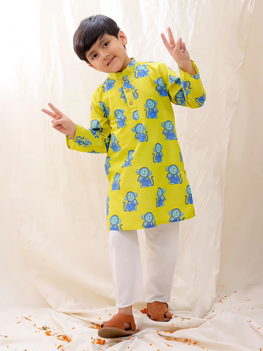 BownBee Pure Cotton Quirky Printed Full Sleeves Kurta Pajama Set For Boys - Yellow