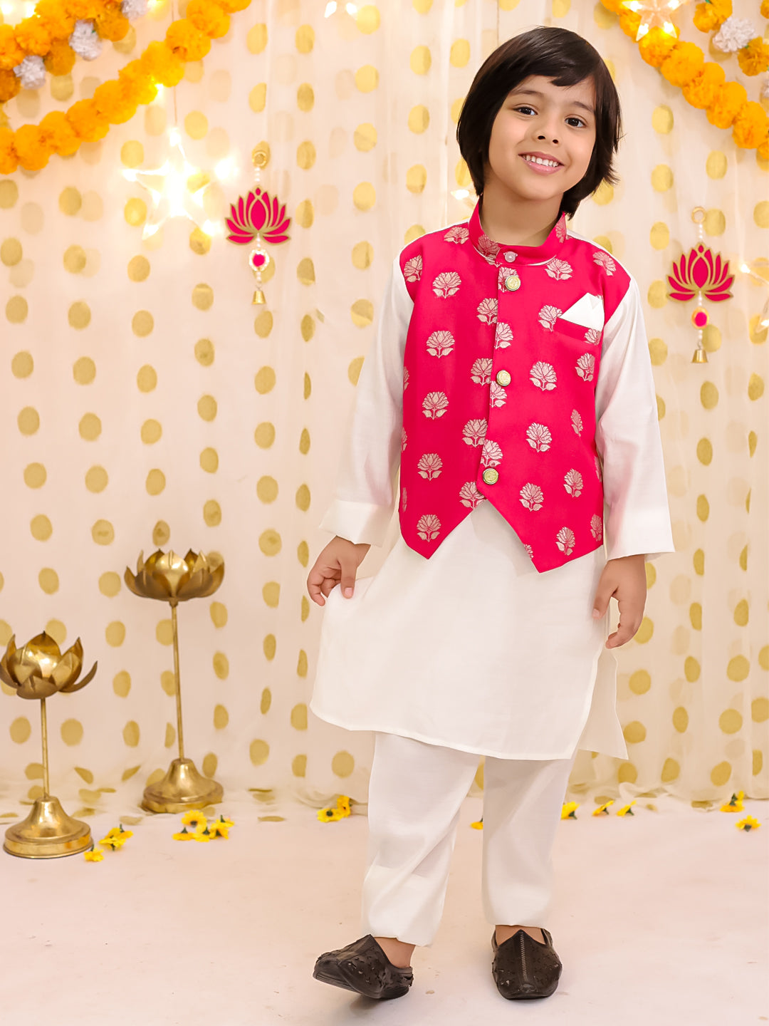 BownBee Festive Pure Chanderi Jacket With Kurta Pajama Set For Boys - Pink