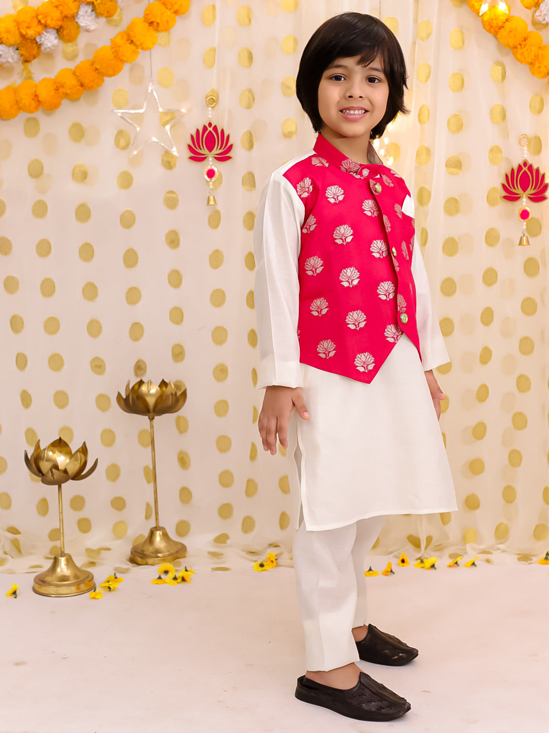 BownBee Festive Pure Chanderi Jacket With Kurta Pajama Set For Boys - Pink