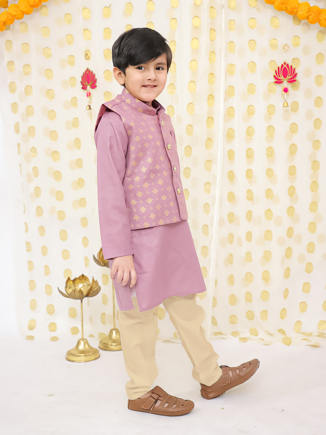 BownBee Printed Linen Jacket With Kurta Pajama Set For Boys - Red