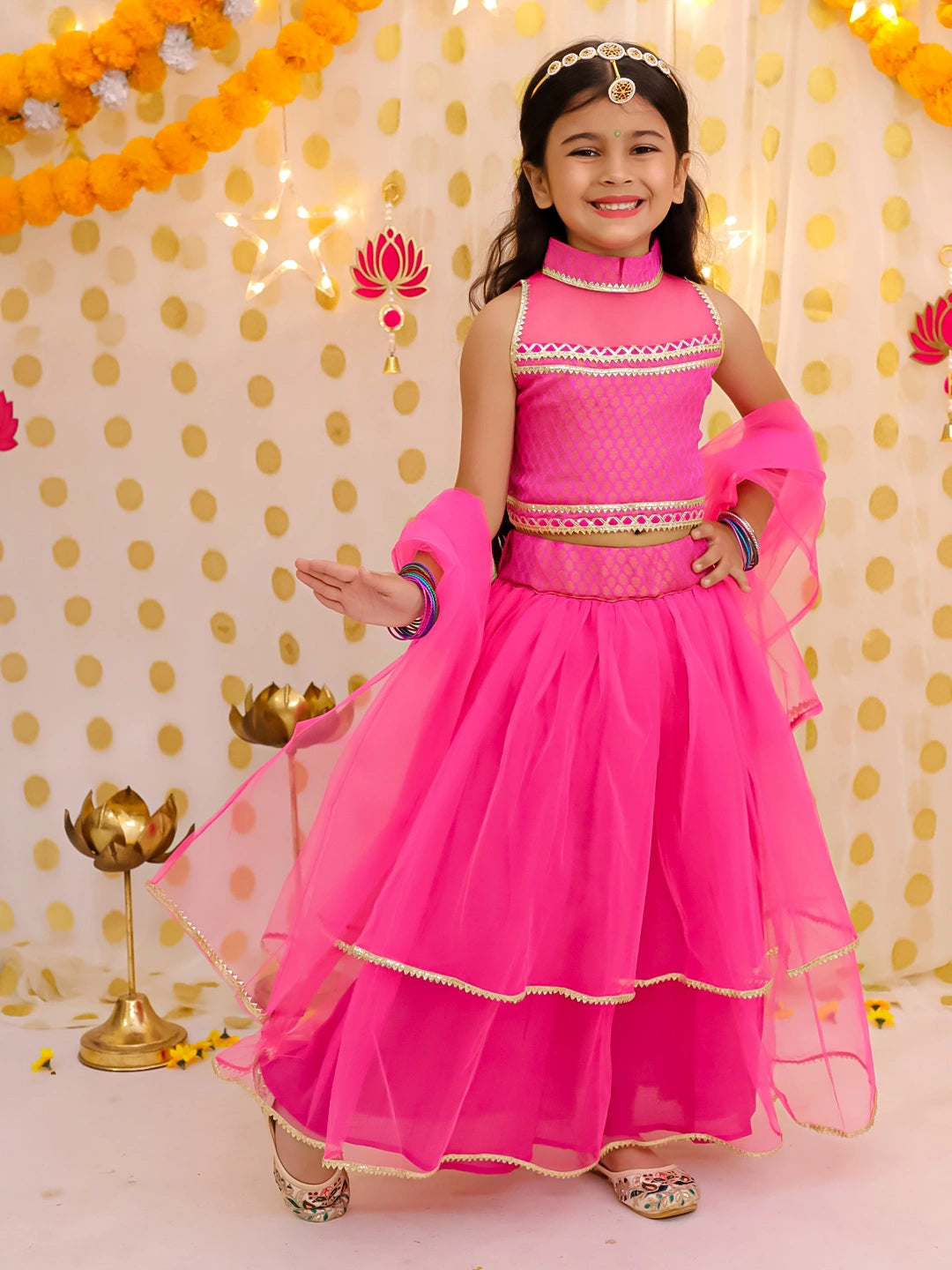 BownBee Sleeveless Halter Neck Lehenga Choli With Dupatta Set For Girls