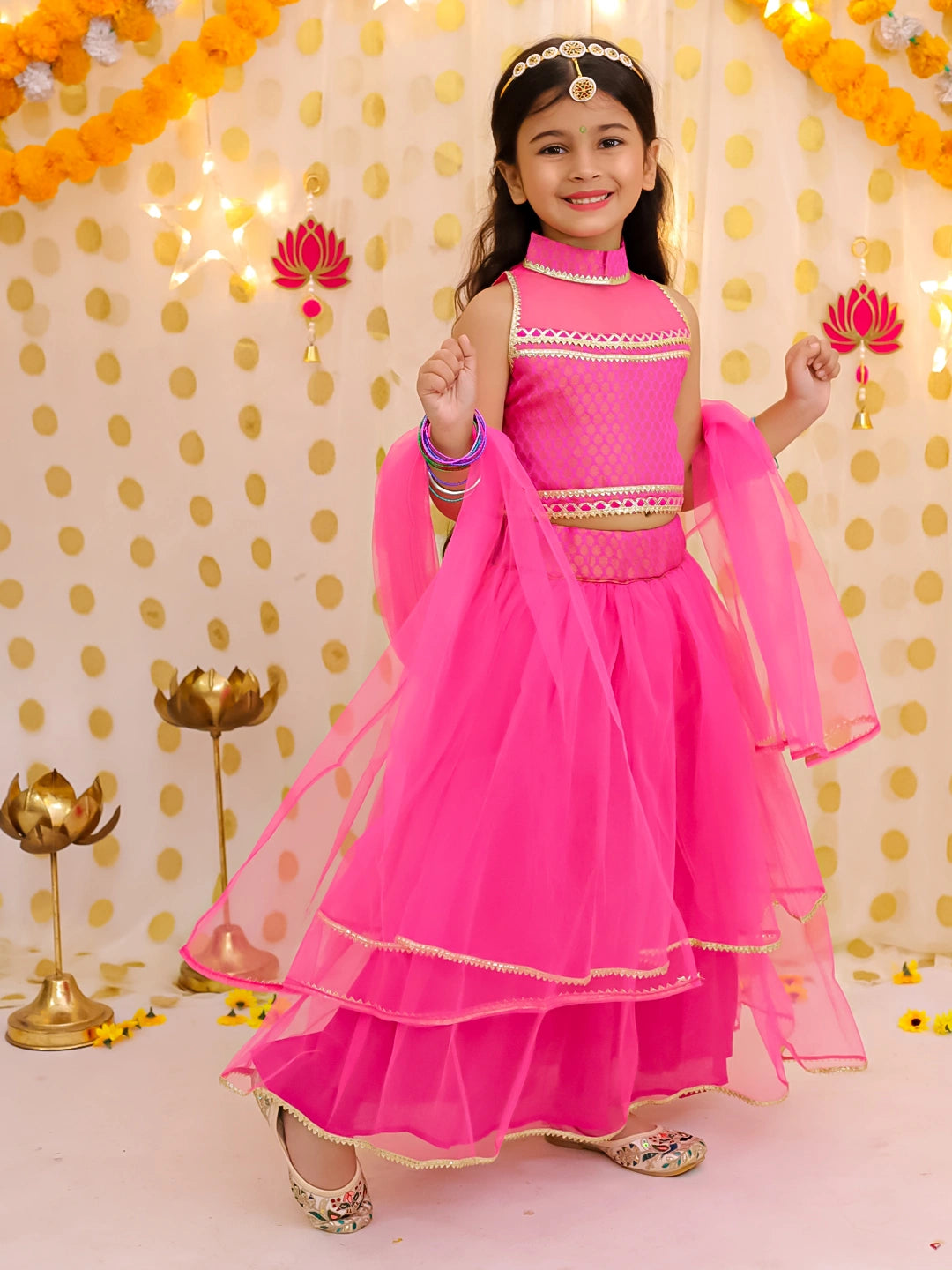 BownBee Sleeveless Halter Neck Lehenga Choli With Dupatta Set For Girls