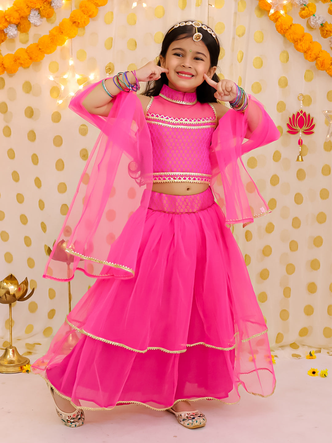 BownBee Sleeveless Halter Neck Lehenga Choli With Dupatta Set For Girls - Pink