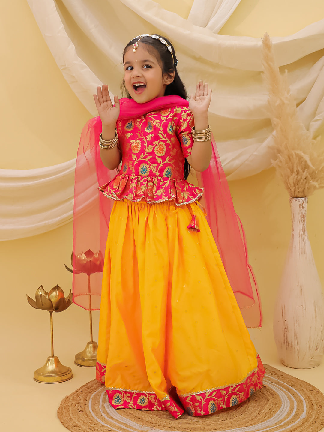 BownBee Short Sleeves jacquard Peplum Lehenga Choli With Dupatta Set For Girls - Pink