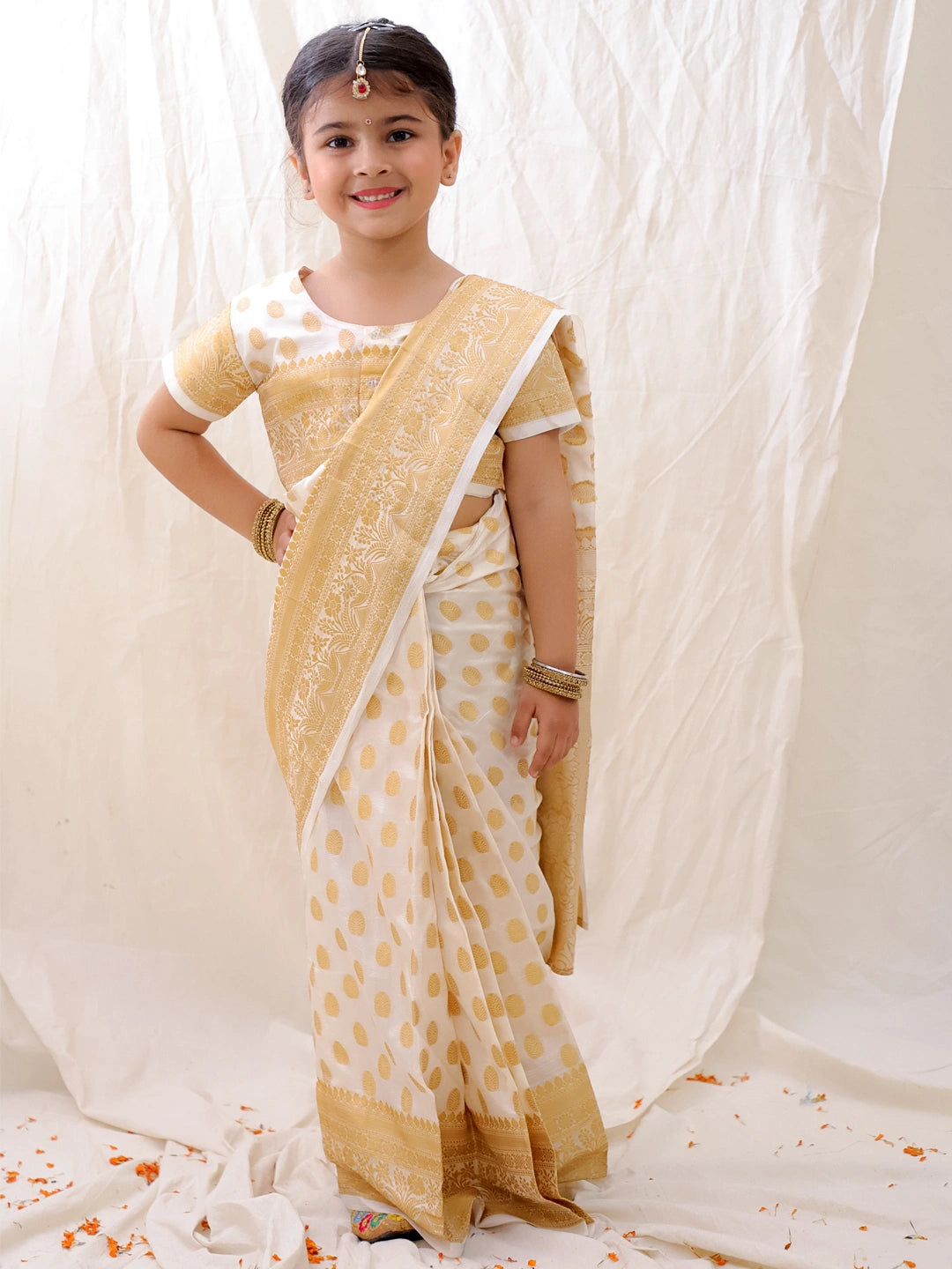 BownBee Ethnic Woven Design Ready To Wear Nauvari Saree For Girls