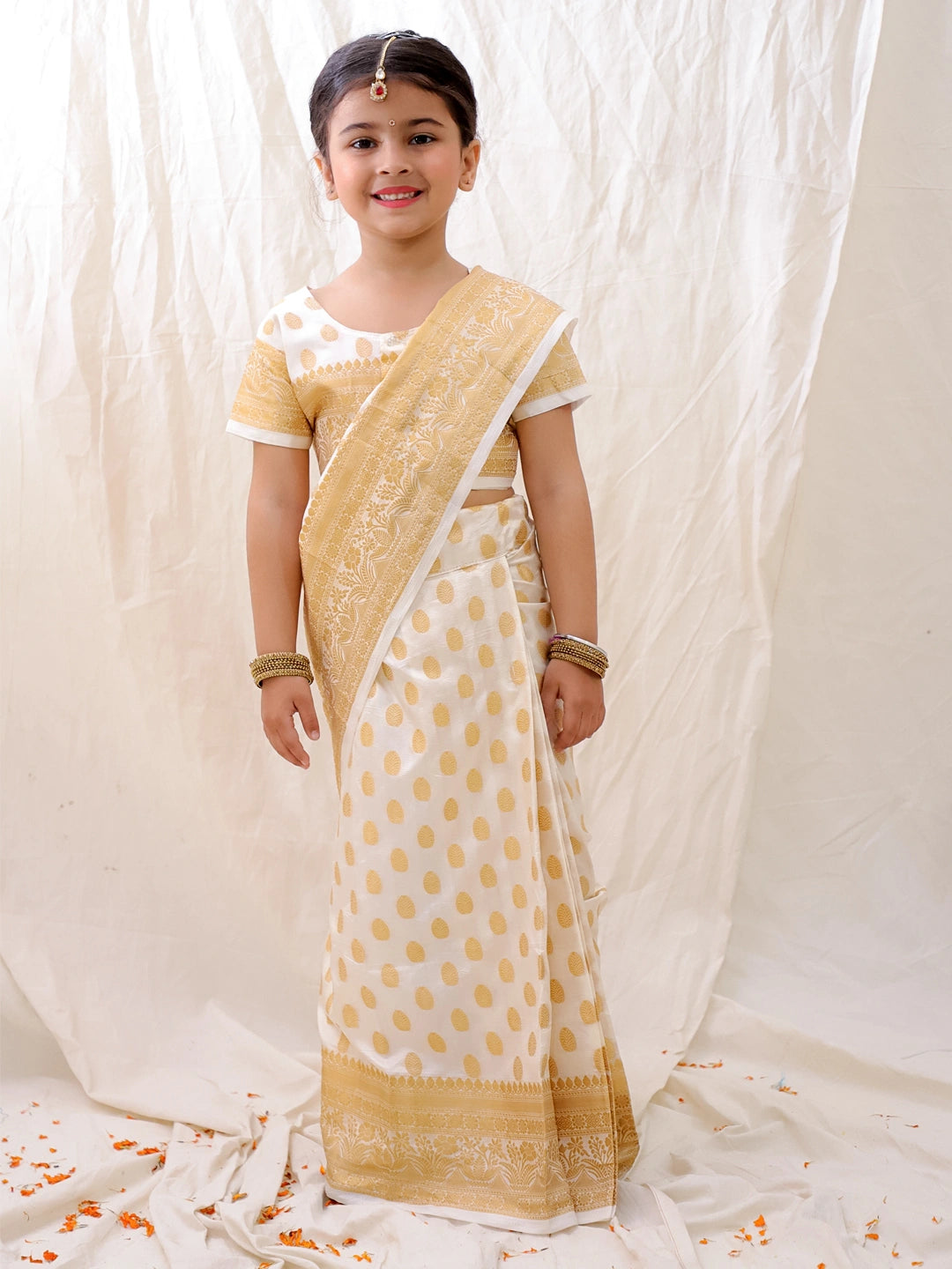 BownBee Ethnic Woven Design Ready To Wear Nauvari Saree For Girls