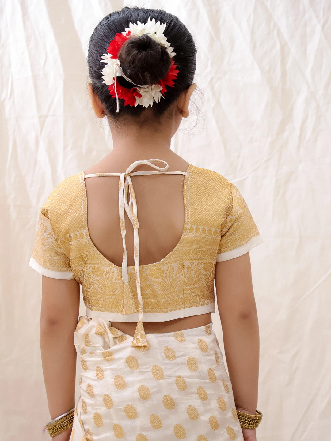 BownBee Ethnic Woven Design Ready To Wear Nauvari Saree For Girls