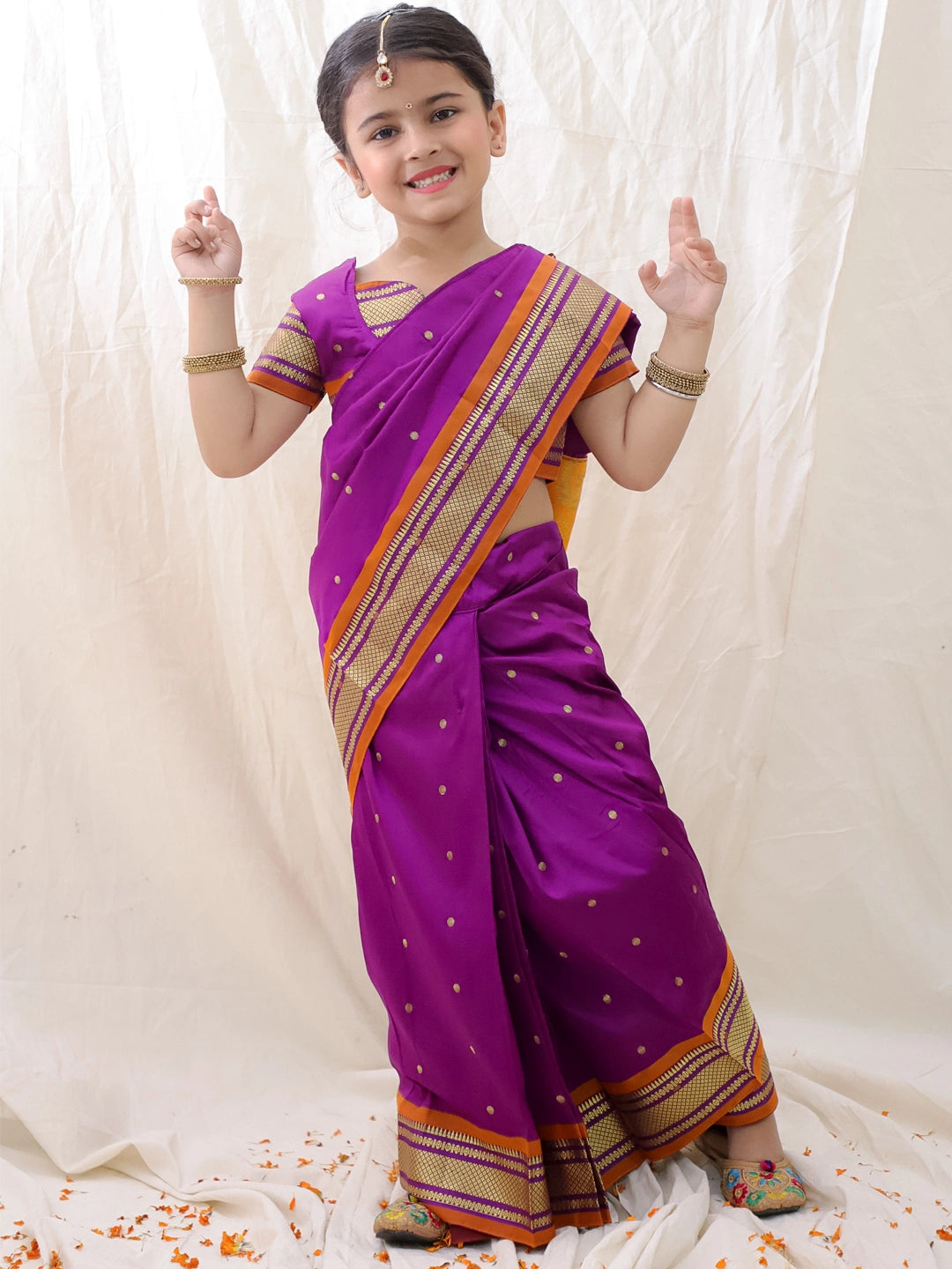 BownBee Ethnic Woven Design Ready To Wear Nauvari Saree For Girls