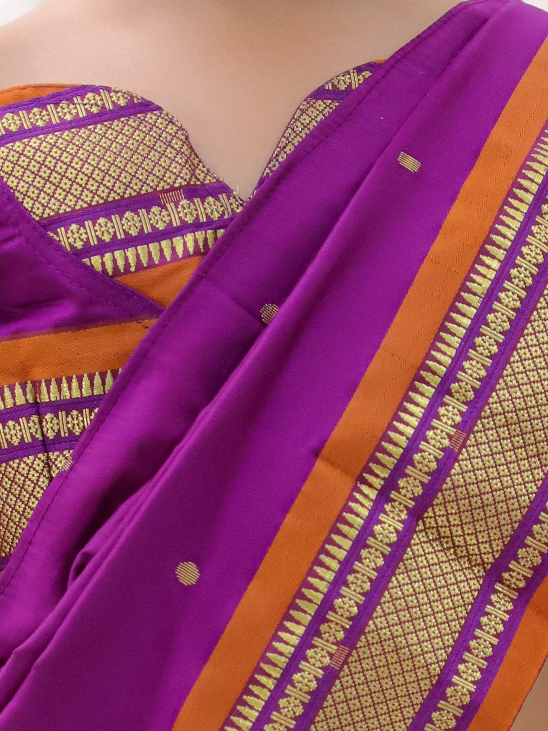 BownBee Ethnic Woven Design Ready To Wear Nauvari Saree For Girls