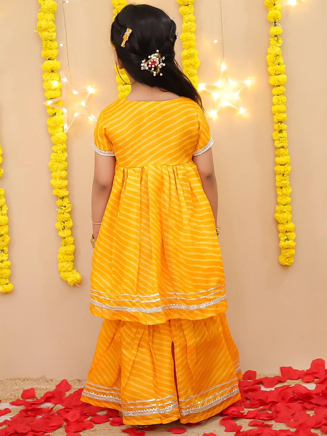 BownBee Girls Ethnic Wear Lehriya Kurti With Sharara Set