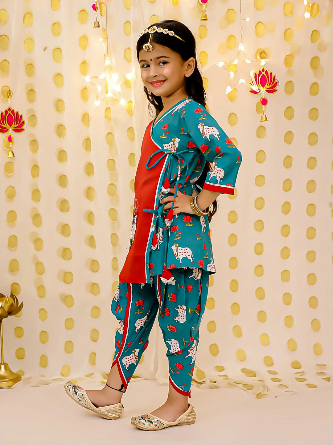 BownBee Pure Cotton Embroidered Ethnic suit set For Girls