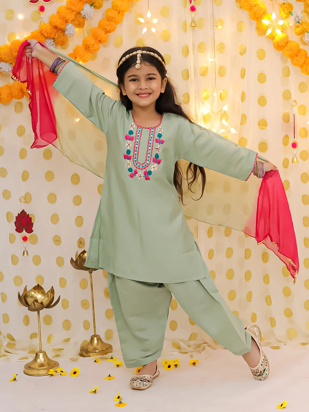 BownBee Festive Ethnic Suit & Dhoti Kurta Pajama With Jacket Sibling Set