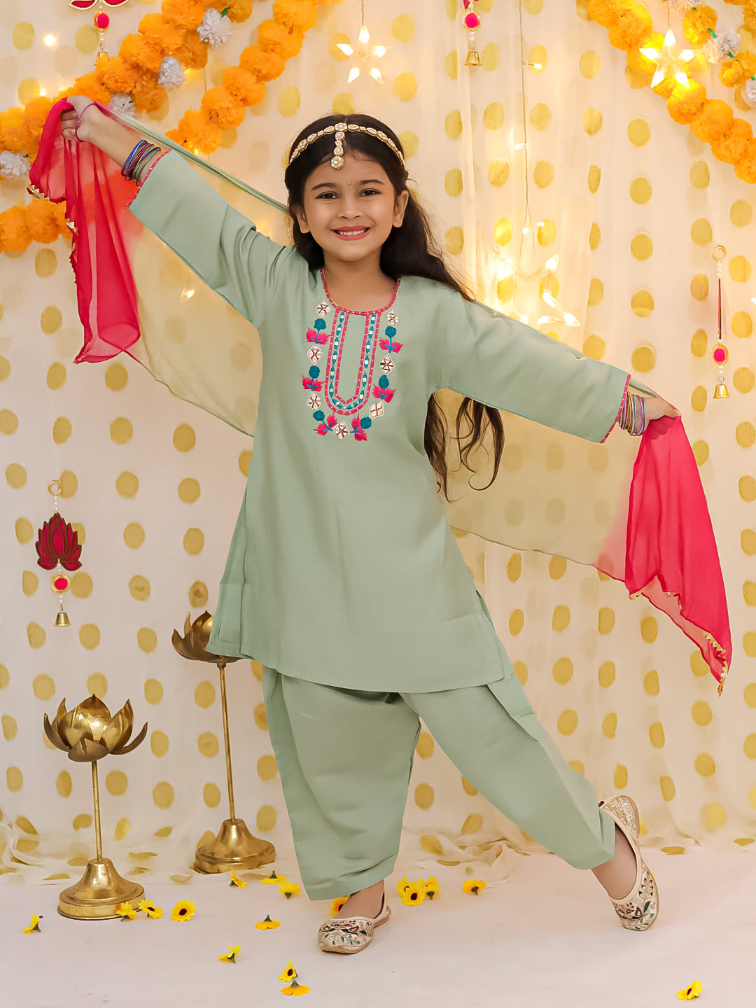 BownBee Quater Sleeves Embroidered Kurti With Salwaar &Dupatta For Girls -Green