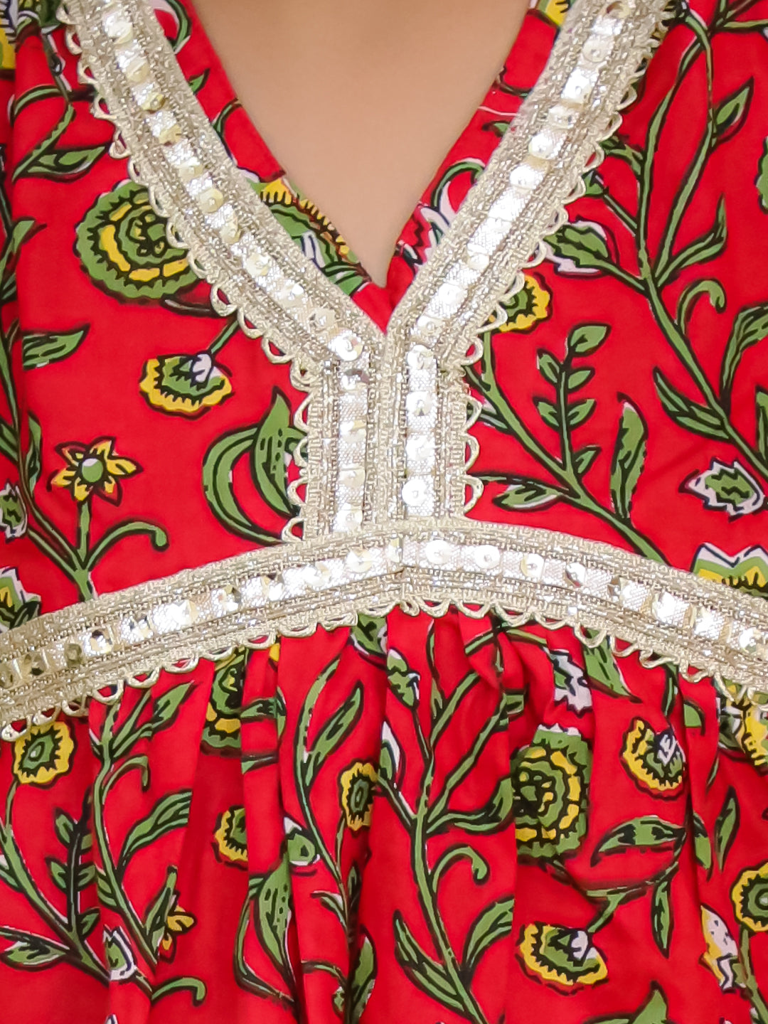 BownBee Pure Cotton Quater sleeves Printed Kurti With Sharara Set With matching Srunchie For Girls - Red