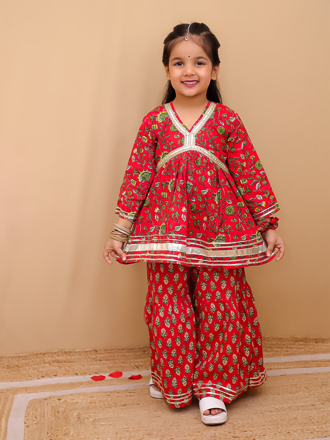 BownBee Pure Cotton Quater sleeves Printed Kurti With Sharara Set With matching Srunchie For Girls - Red