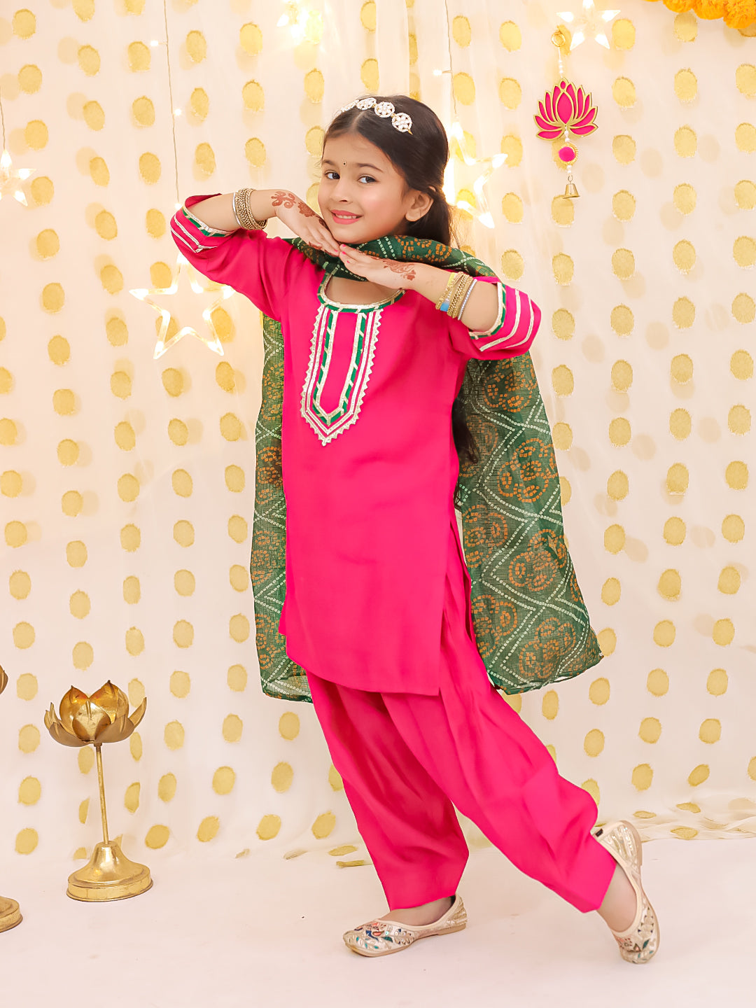 BownBee Festive Elbow sleeves Silk Suit With Bandhni Dupatta Set For Girls - Pink