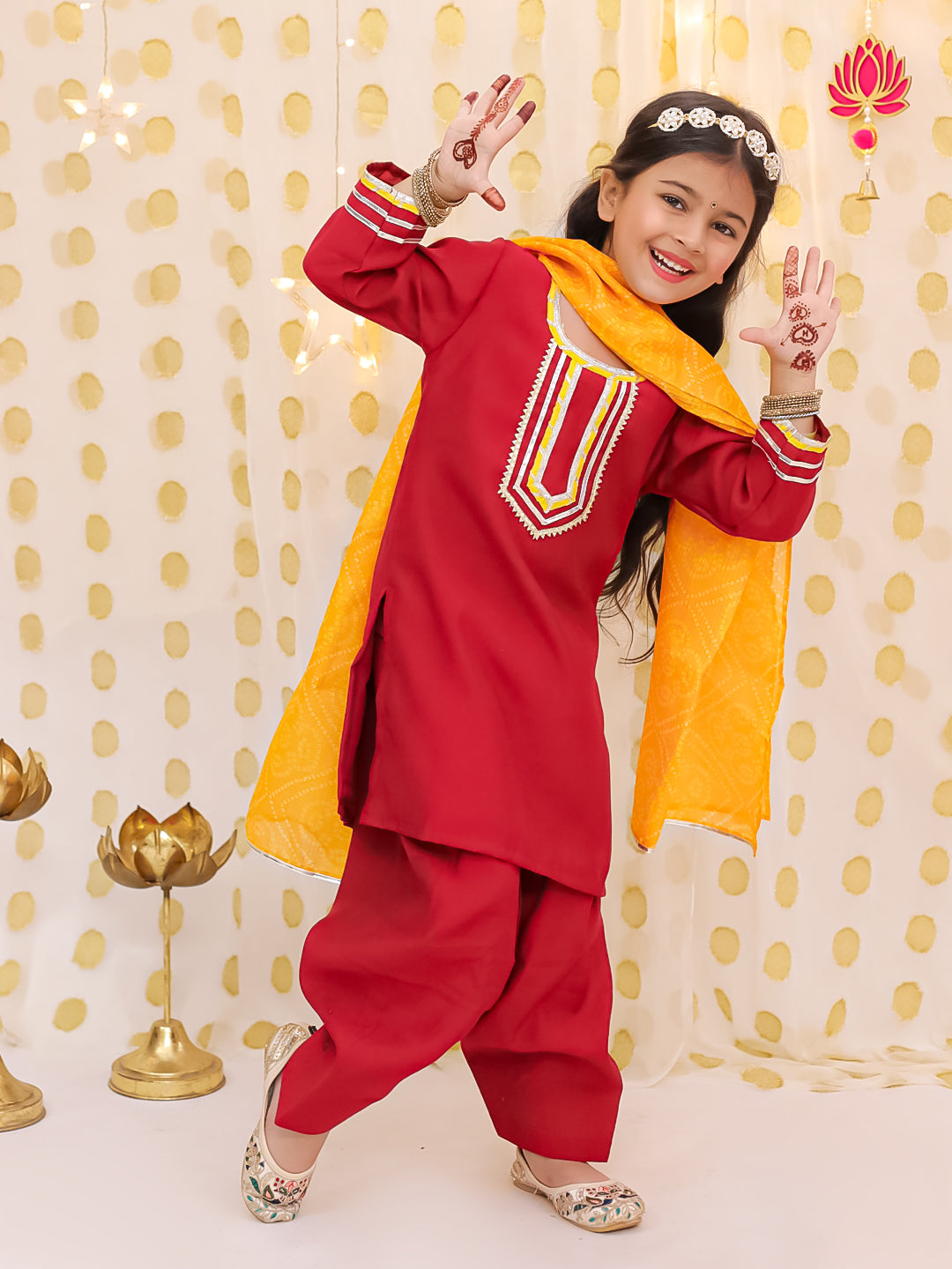 BownBee Festive Elbow sleeves Silk Suit With Bandhni Dupatta Set For Girls - Red