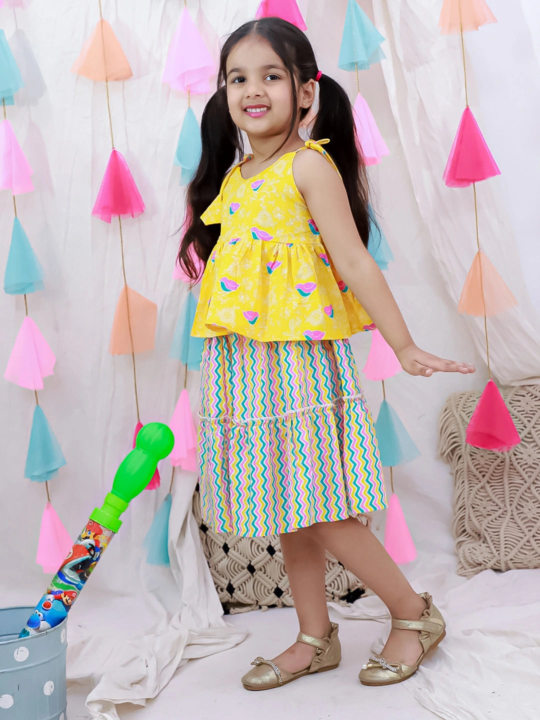 BownBee Summer Sleeveless Pure Cotton Printed Tieup Top & Skirt Set For Girls -Yellow