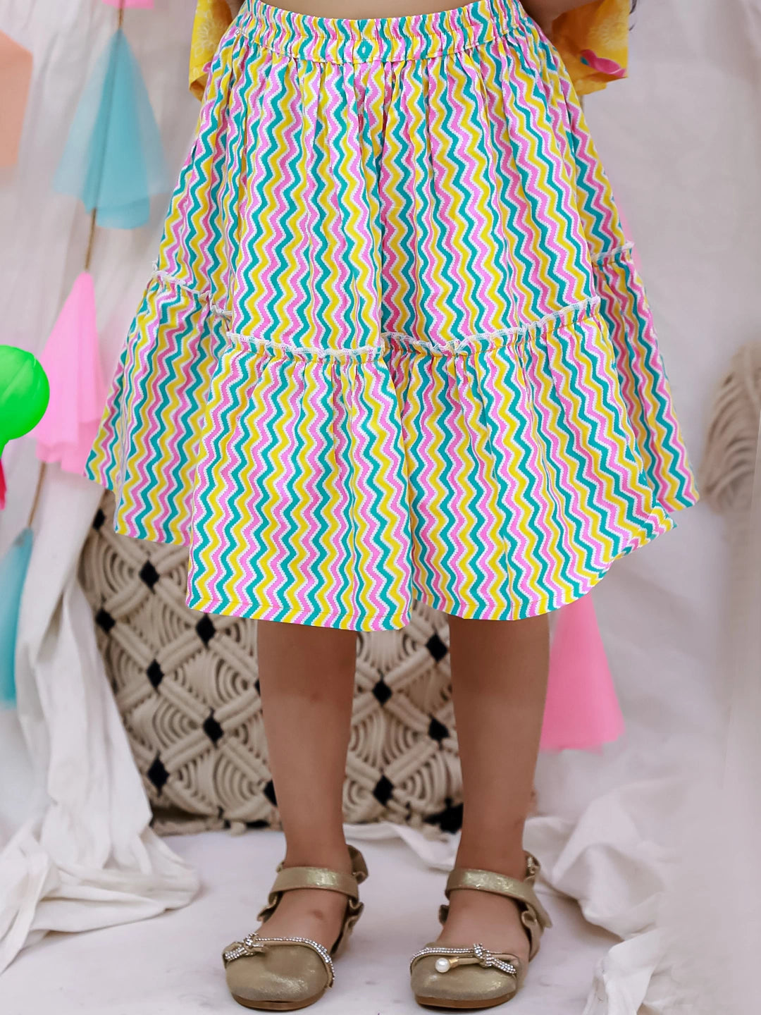 BownBee Summer Sleeveless Pure Cotton Printed Tieup Top & Skirt Set For Girls -Yellow