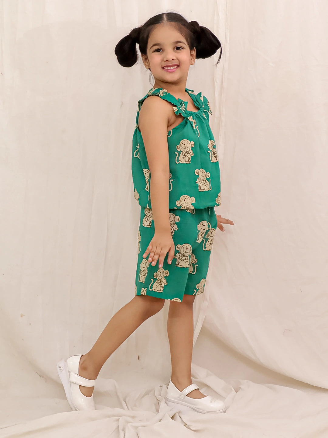 BownBee Pure Cotton Balloon Top And Shorts Set For Girls - Green