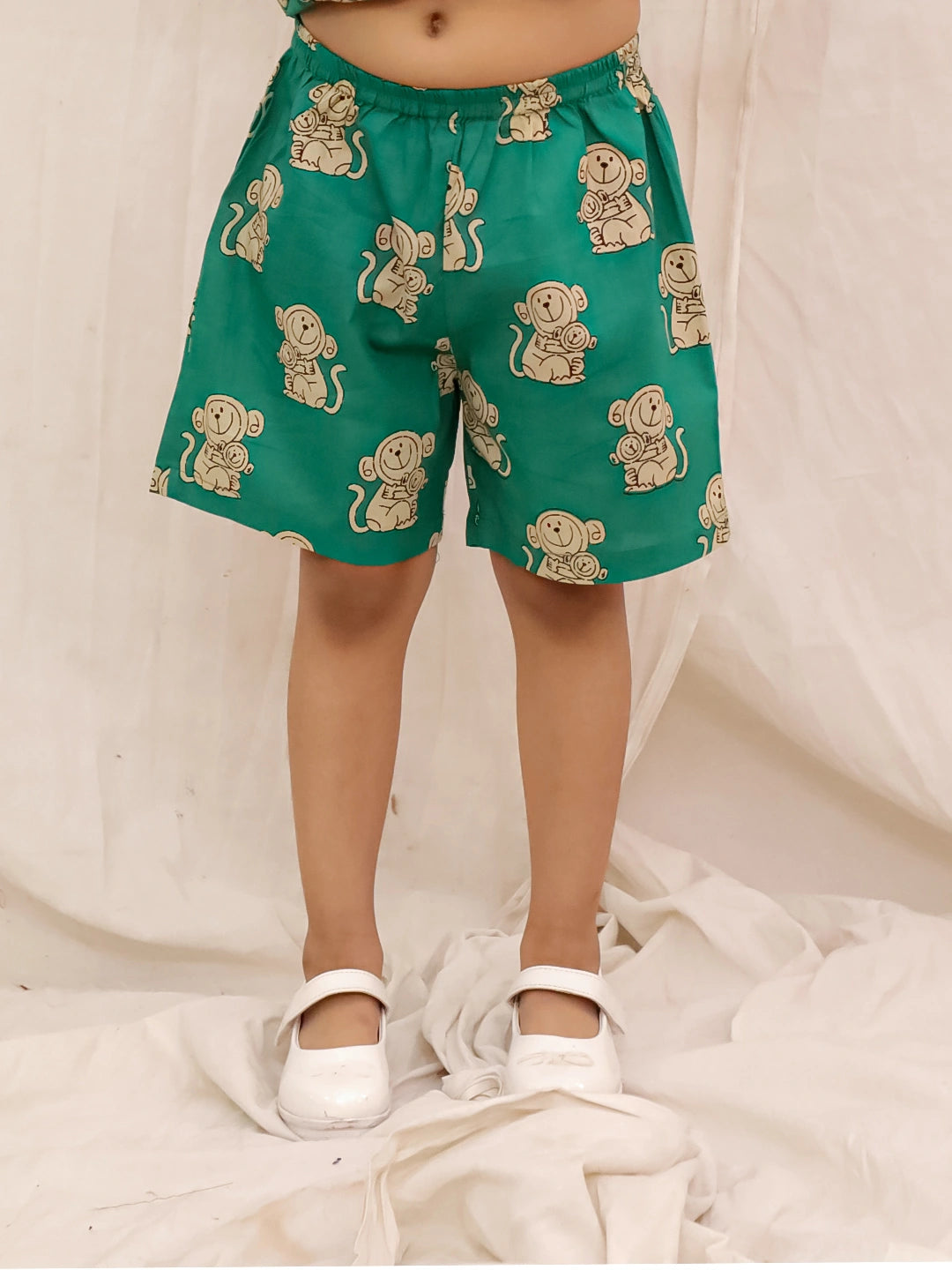 BownBee Pure Cotton Balloon Top And Shorts Set For Girls - Green