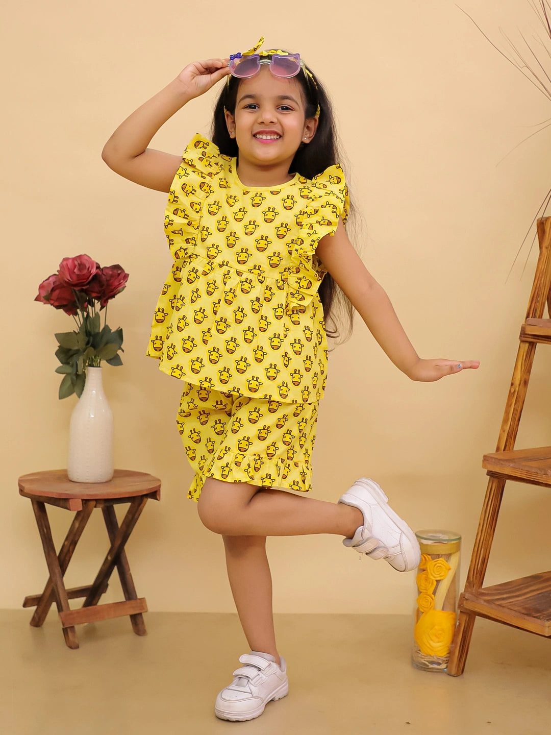 BownBee Pure Cotton Quirky Ruffle Top & Shorts With Hairband  Set For Girls
