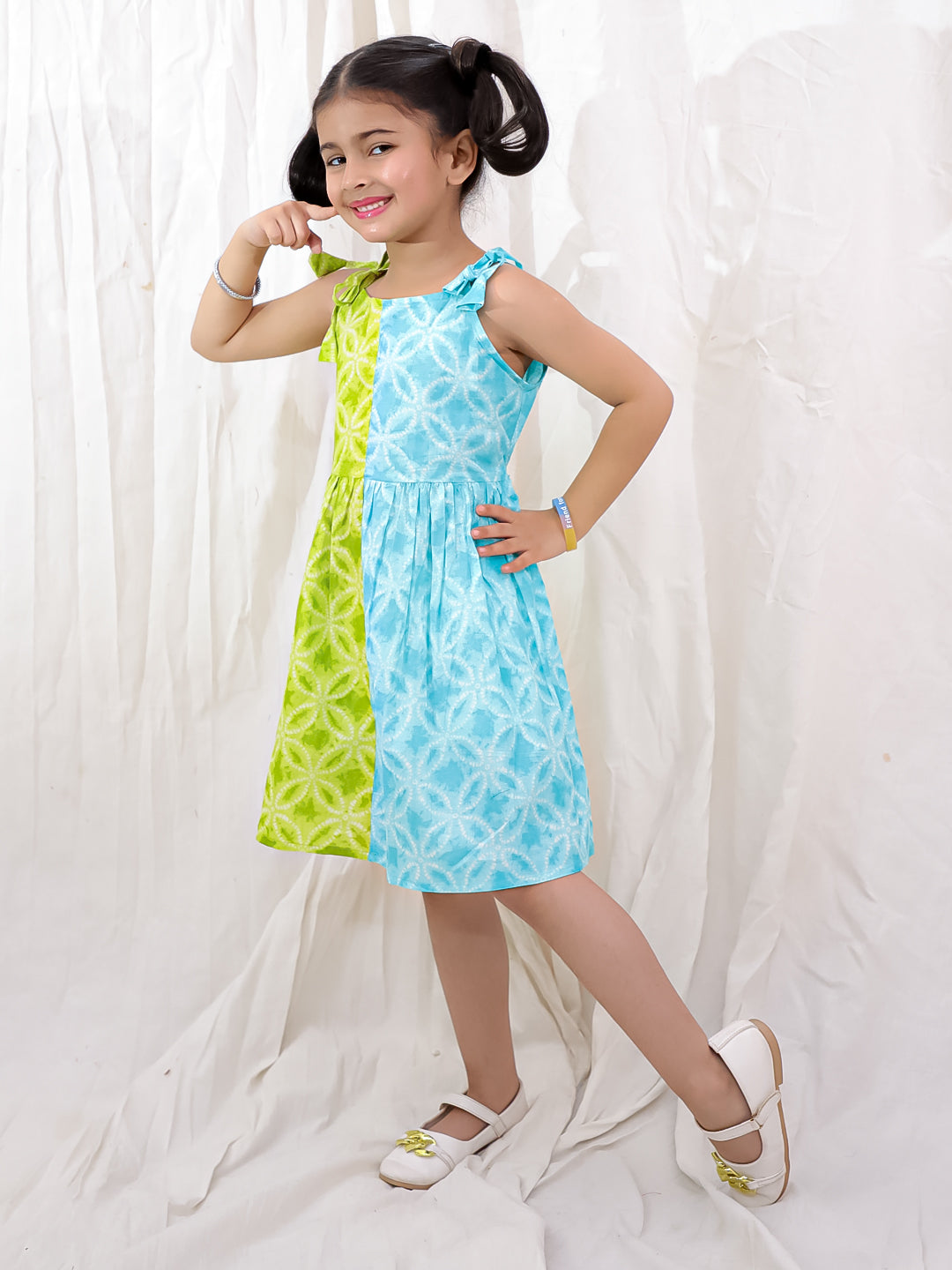 BownBee Pure Cotton Tie & Dye Sleeveless Color Block  Summer Dress For Girls - Blue