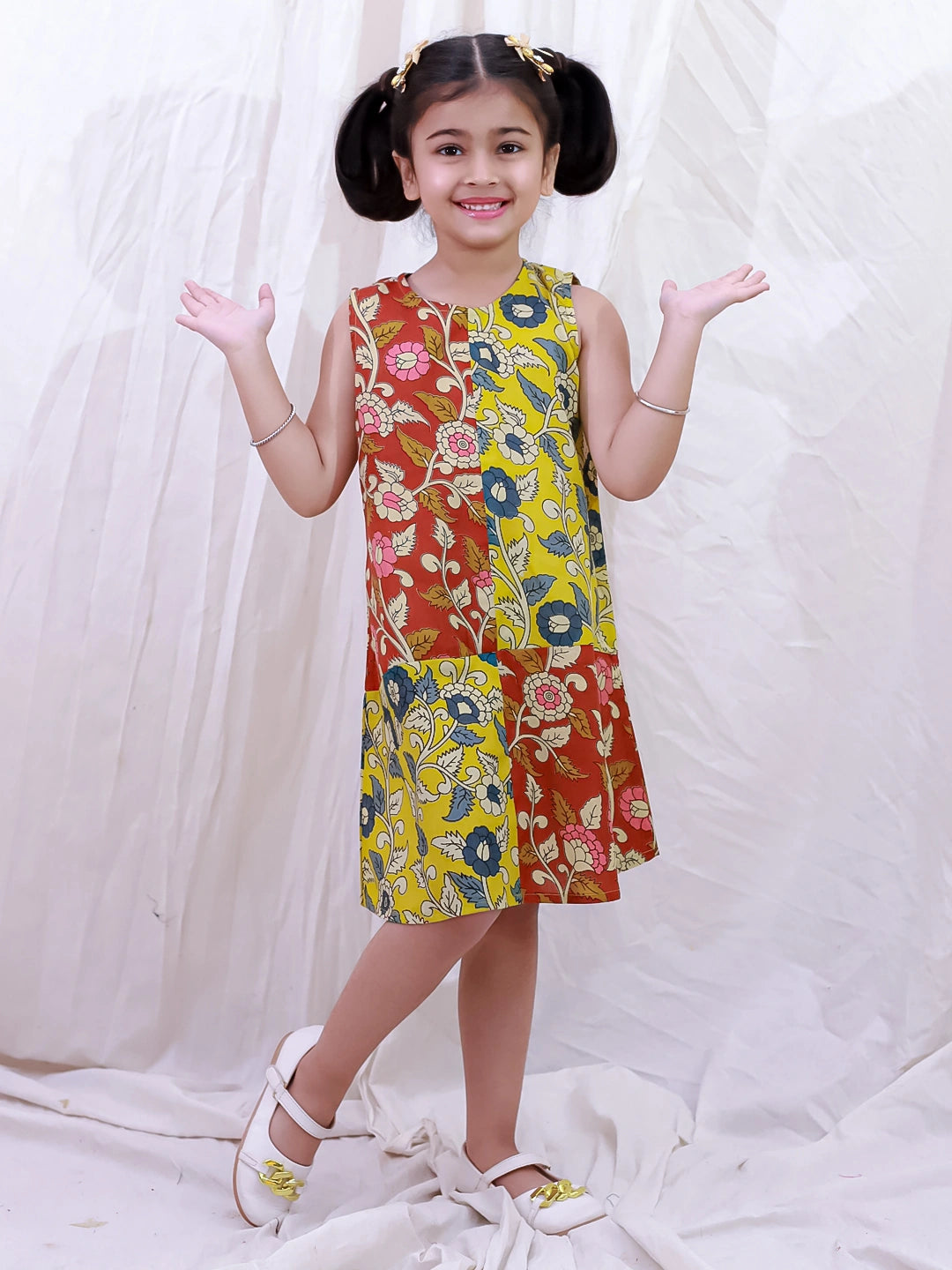 BownBee Pure Cotton Sleeveless Bandhni Printed  Color Block  Summer Dress For Girls